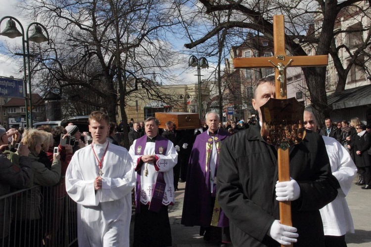 Uroczystości pogrzebowe ks. Jana Kaczkowskiego