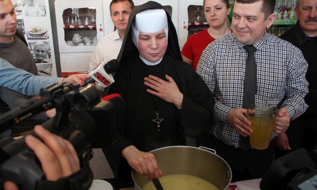 Talerz pełen miłosierdzia