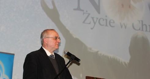 Część wykładową rozpoczął dr Andrzej Mazan