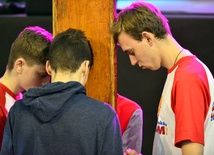 Wałbrzych - zakończenie - adoracja krzyża