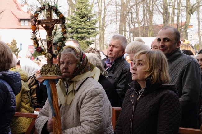 Rozdanie gałązek oliwnych w Łagiewnikach i obchody Niedzieli Miłosierdzia