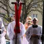 Panie, spójrz na Twój kościół