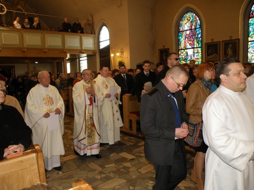 Wprowadzenie relikwii błogosławionych franciszkanów Krasów
