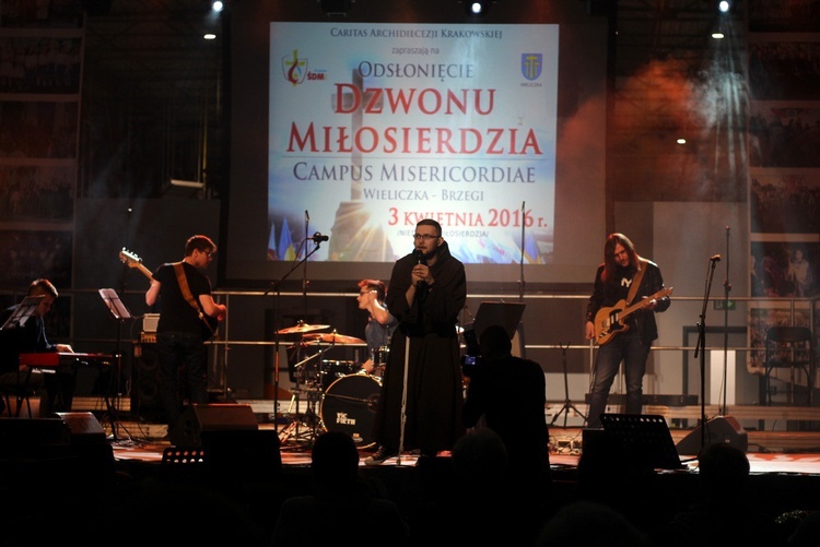 Koncert papieski "Miłość trwa"