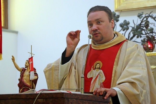 Procesja dekanalna miłosierdzia Wróblowice-Lutynia