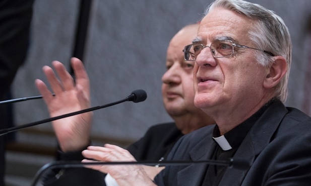 O. Lombardi: papież przyjedzie z orędziem zaufania i nadziei