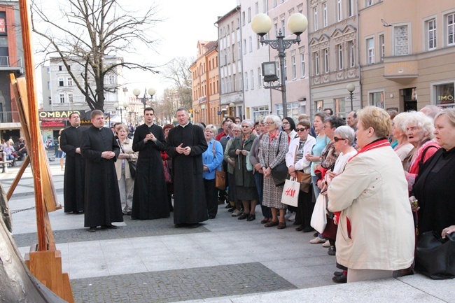 Symbole ŚDM w Brzegu cz. 1