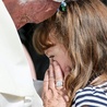 Papież Franciszek i mała Lizzy Myers