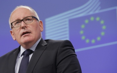 Timmermans o sytuacji polskiego TK