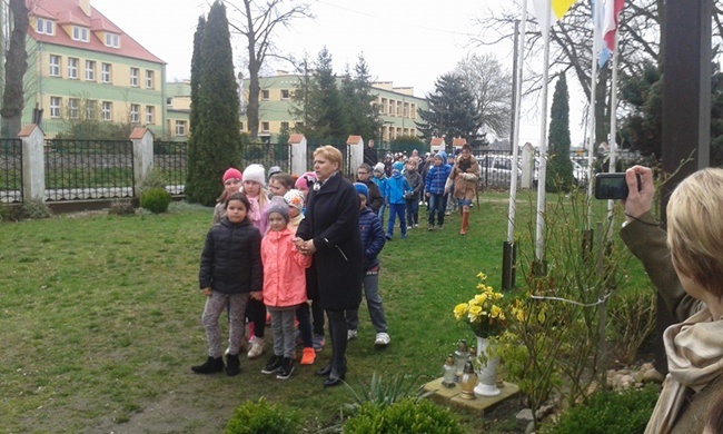 Symbole ŚDM w Smogorzowie i Idzikowicach