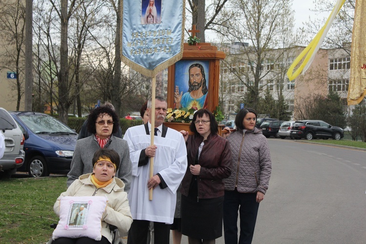 Płock. Nawiedzenie w parafii Matki Bożej Fatimskiej