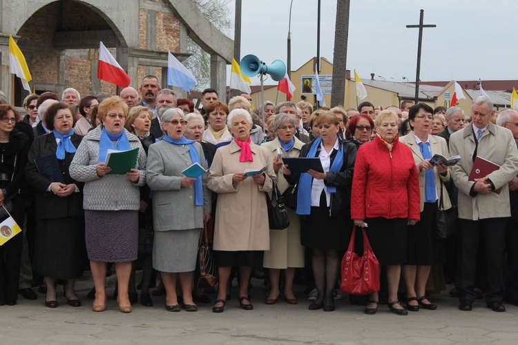 Płock. Nawiedzenie w parafii Matki Bożej Fatimskiej