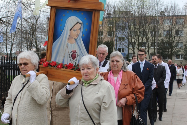 Płock. Nawiedzenie w parafii Matki Bożej Fatimskiej