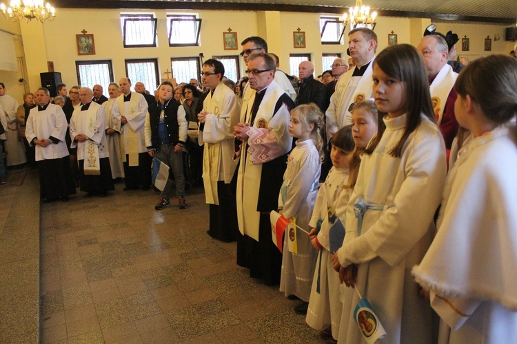 Płock. Nawiedzenie w parafii Matki Bożej Fatimskiej