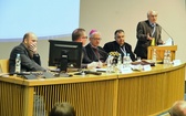 II Synod - sesja plenarna 9 kwietnia