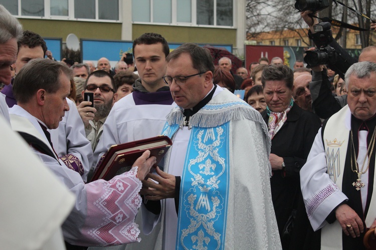 Płock. Nawiedzenie w parafii św. Stanisława Kostki