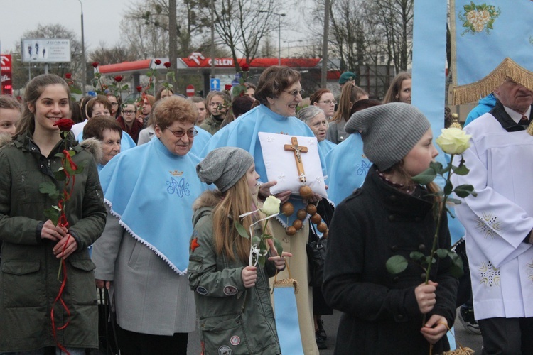 Płock. Nawiedzenie w parafii św. Stanisława Kostki