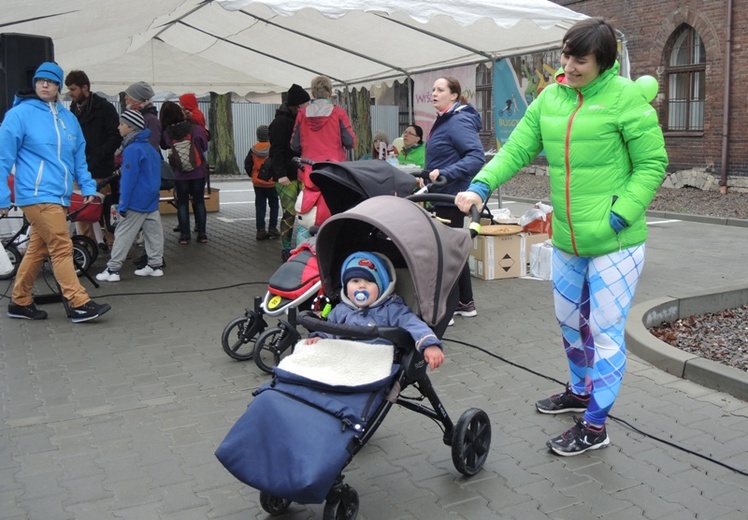 BuggyGym i rodzinne wyścigi wózków