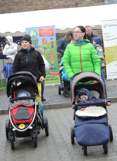 BuggyGym i rodzinne wyścigi wózków