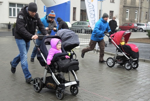 BuggyGym i rodzinne wyścigi wózków