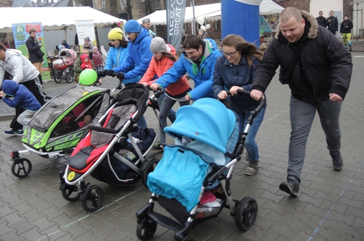 BuggyGym i rodzinne wyścigi wózków