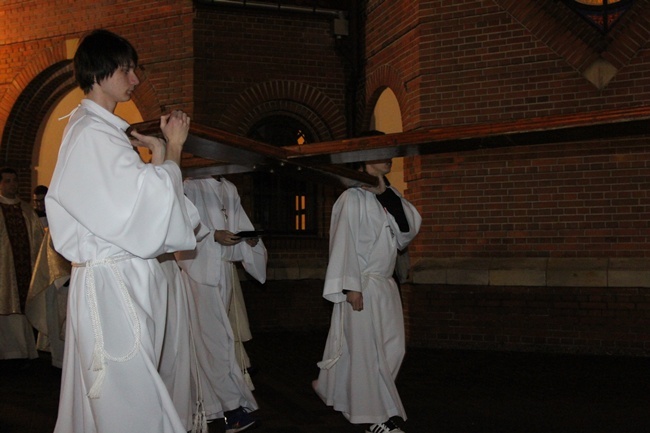 Symbole ŚDM we Wrocławiu-Gądowie