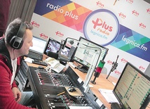  Nowego studia może i nie widać przez radioodbiornik, ale to na pewno o wiele większy komfort pracy dla prezenterów 