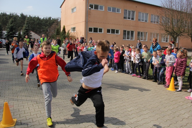 Ogólnoszkolny projekt "Katyń - Pamiętamy"