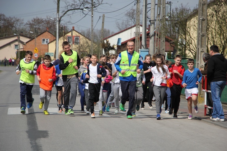 Ogólnoszkolny projekt "Katyń - Pamiętamy"