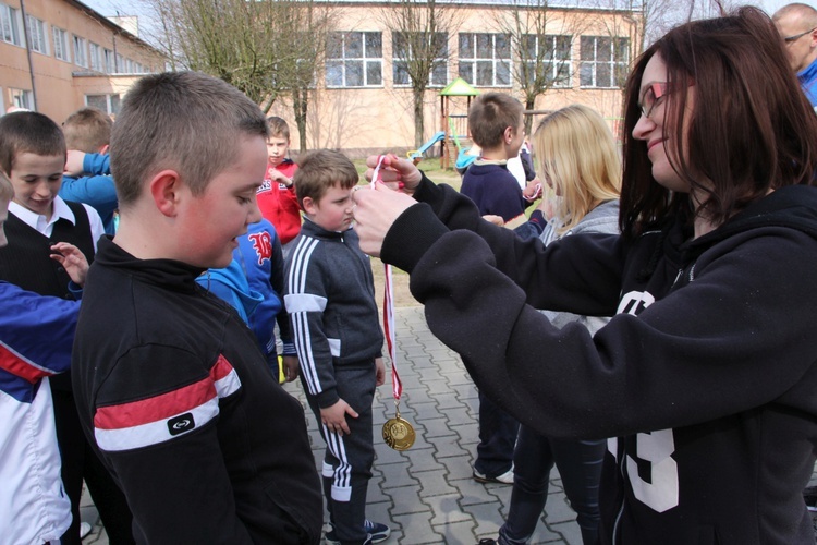 Ogólnoszkolny projekt "Katyń - Pamiętamy"