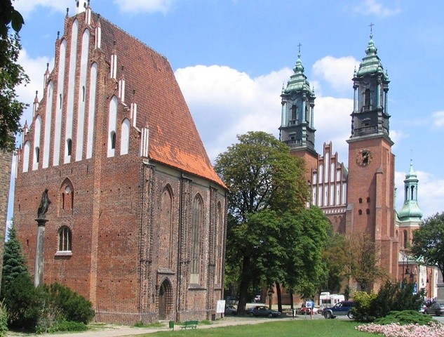 Gdzie była "chrzcielnica Mieszka I"?