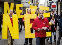 61 proc. Holendrów uczestniczących w referendum głosowało „nie”