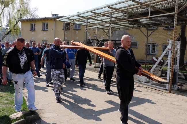 Symbole ŚDM w więzieniu