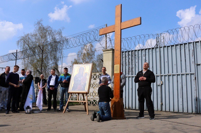 Symbole ŚDM w więzieniu