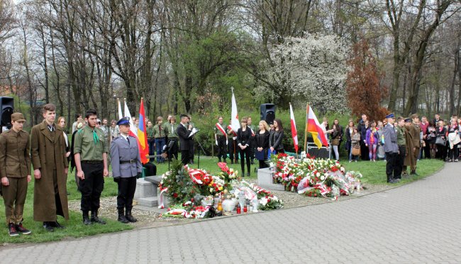 Marsz pamięci ofiar katyńskich