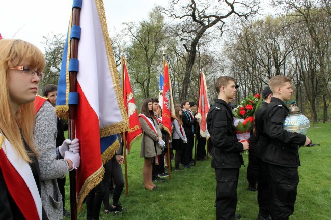 Marsz pamięci ofiar katyńskich