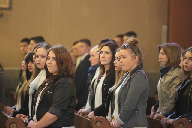 Znaki Bożego Miłosierdzia u NMP Wspomożenia Wiernych w Dziedzicach