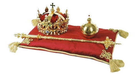 Kopia insygniów koronacyjnych w katedrze