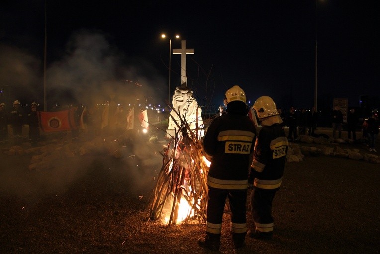 Chrzcielna watra na Campus Misericordiae