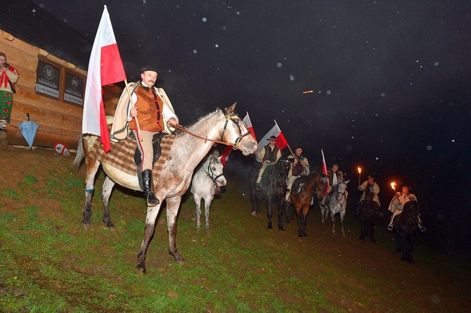 Chrzcielna watra na Gubałówce