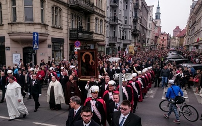 Abp Gądecki: Bądźmy wierni przyrzeczeniom