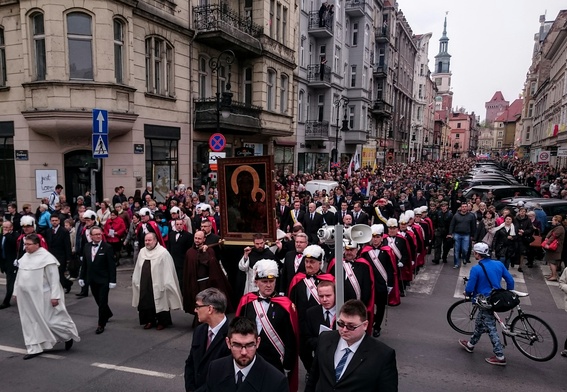 Abp Gądecki: Bądźmy wierni przyrzeczeniom