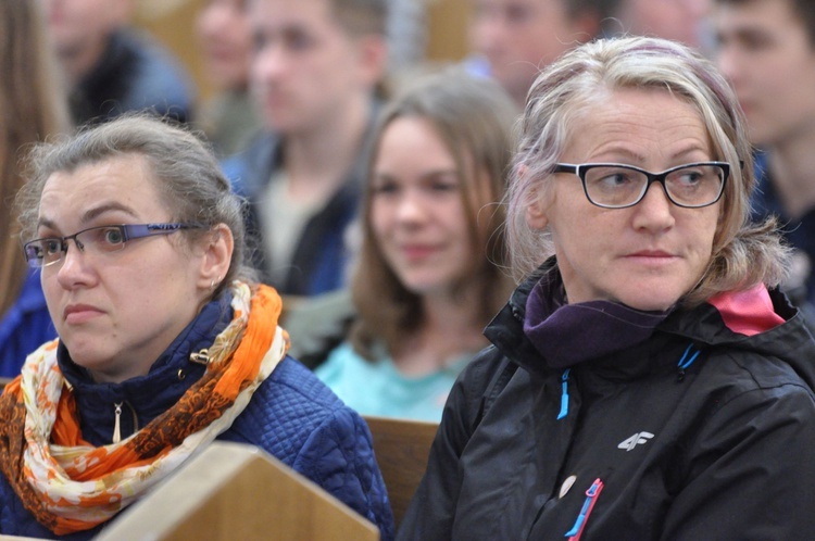 Ks. Bartczak w Męcinie