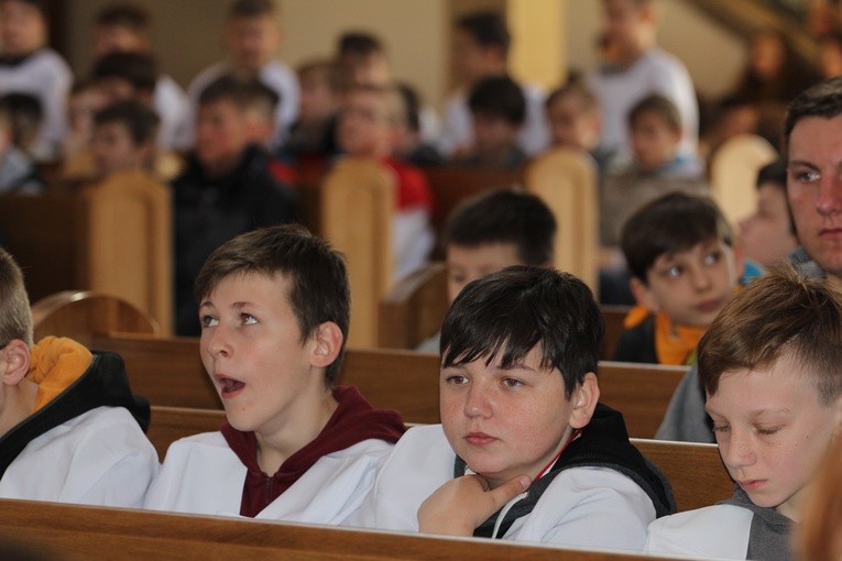 Msza św. rozpoczynająca piłkarskie mistrzostwa ministrantów archidiecezji lubelskiej. 