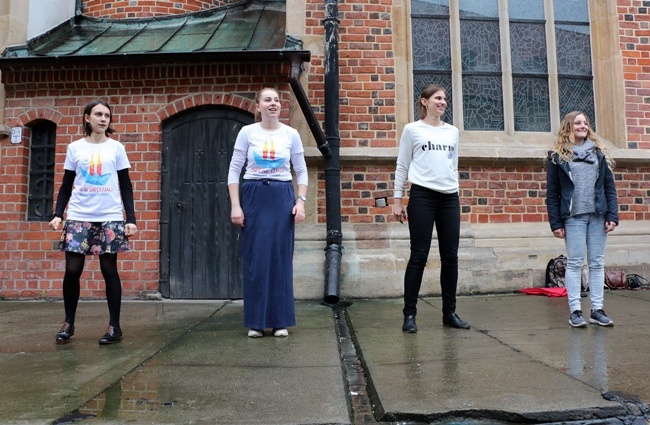 Taniec Miłosierdzia na Ostrowie Tumskim