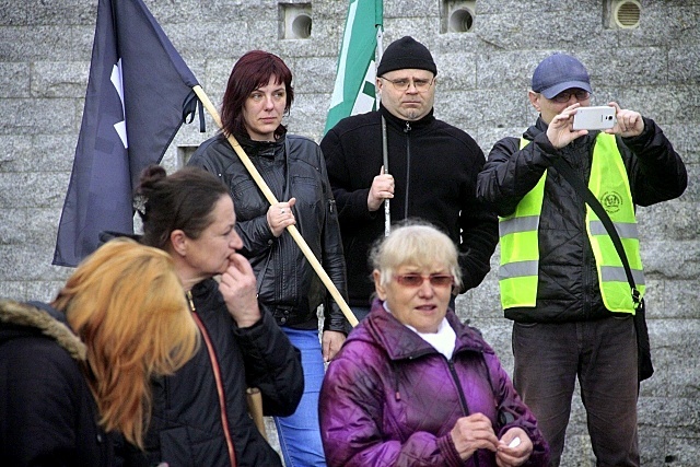 Manifestacja przeciwko imigrantom