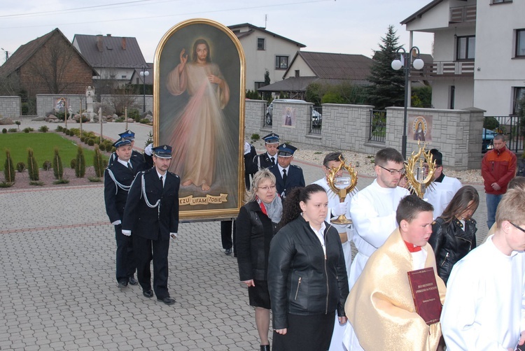 Nawiedzenie w parafii Miłosierdzia Bożego w Woli Rzędzińskiej