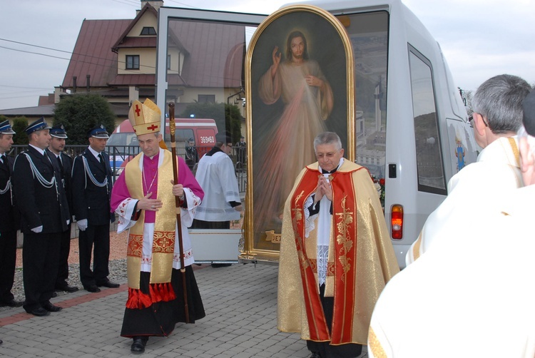 Nawiedzenie w parafii Miłosierdzia Bożego w Woli Rzędzińskiej