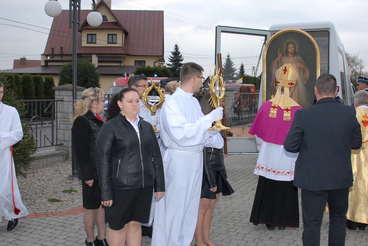 Nawiedzenie w parafii Miłosierdzia Bożego w Woli Rzędzińskiej