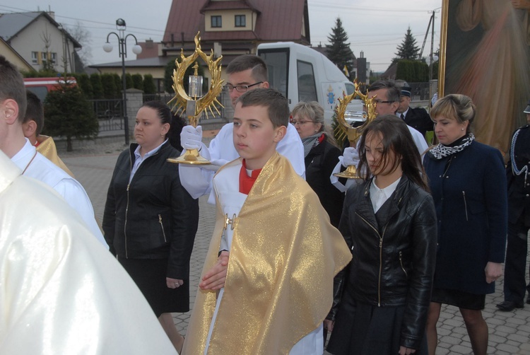 Nawiedzenie w parafii Miłosierdzia Bożego w Woli Rzędzińskiej